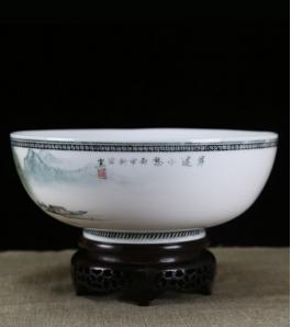 《岸边小憩》