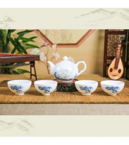 《乘风破浪》一壶四杯